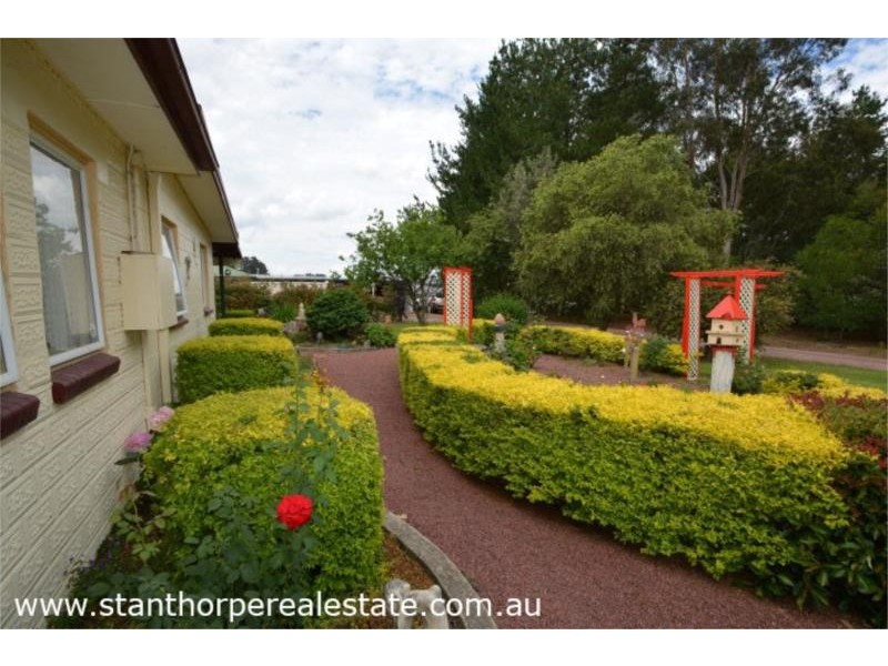 30 Roessler Avenue, Applethorpe via, Stanthorpe QLD 4380