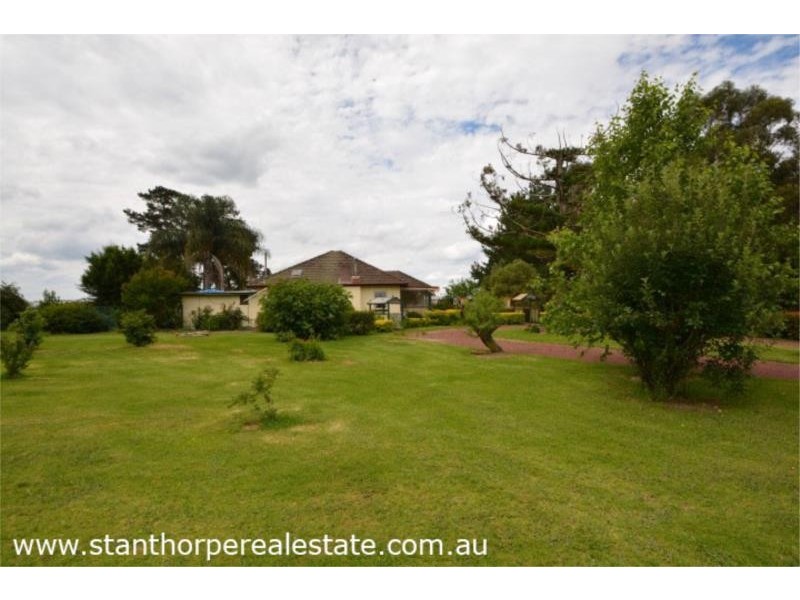 30 Roessler Avenue, Applethorpe via, Stanthorpe QLD 4380