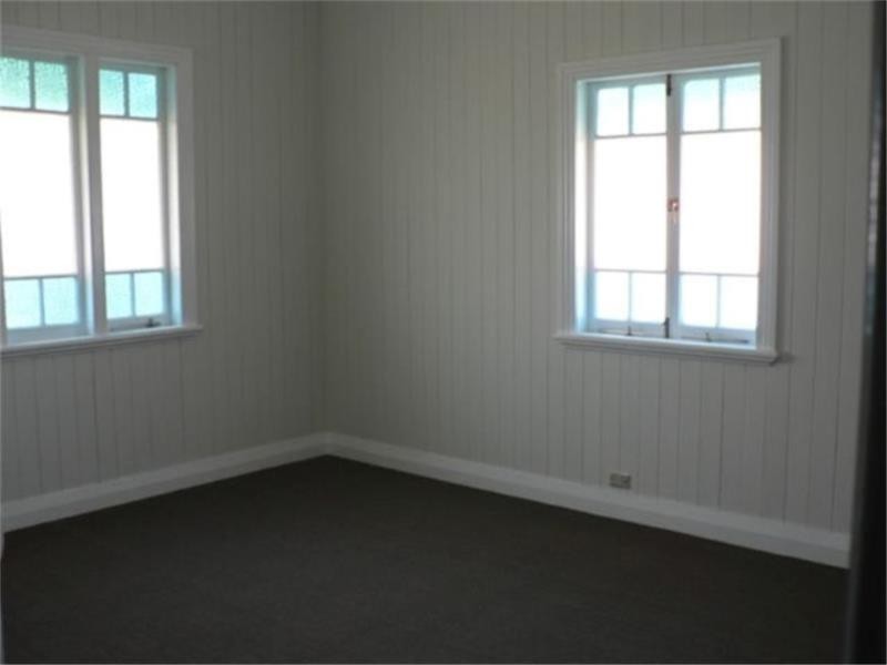 6 Symes Street, Stanthorpe QLD 4380