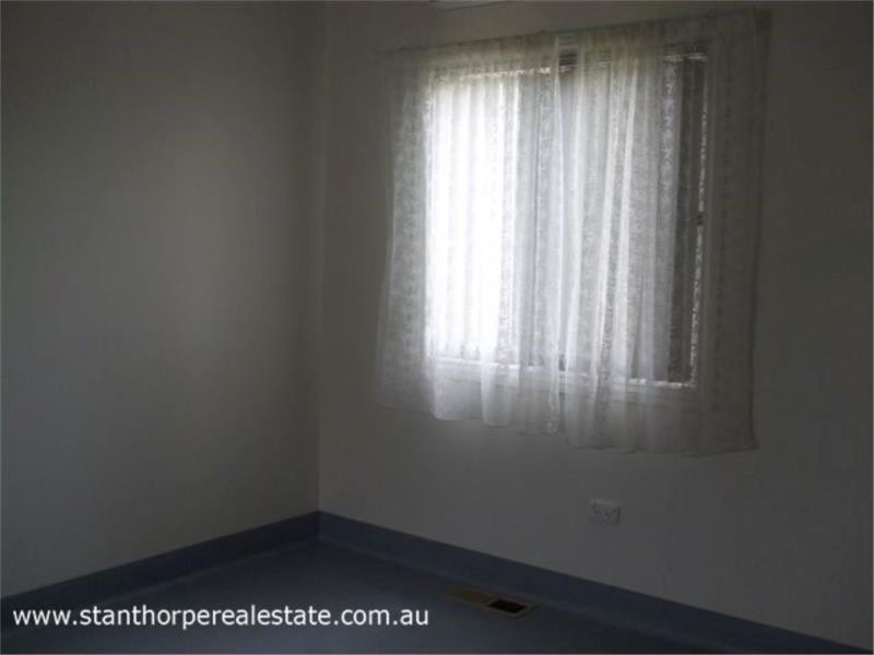 33 Hillcrest Street, Stanthorpe QLD 4380