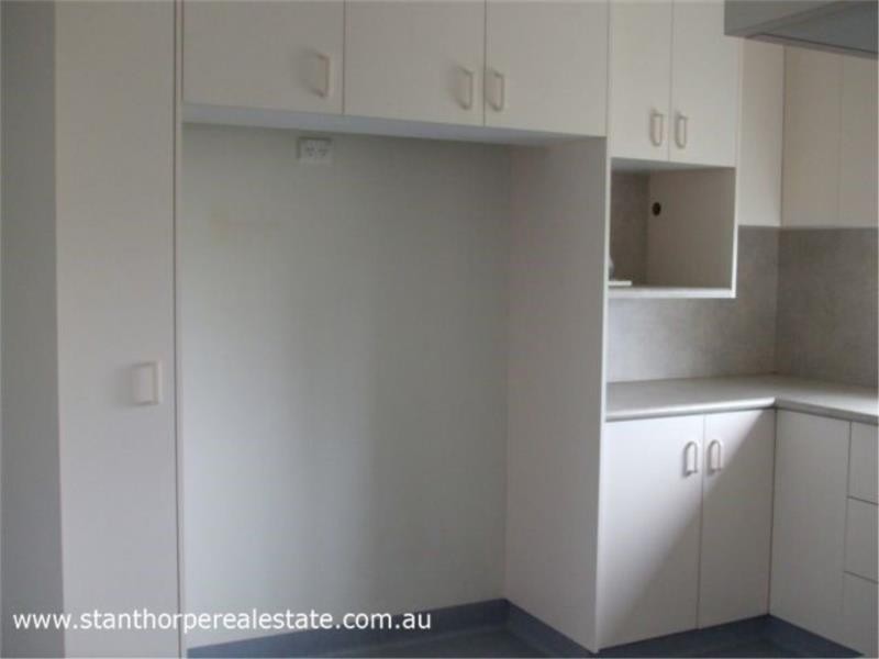 33 Hillcrest Street, Stanthorpe QLD 4380