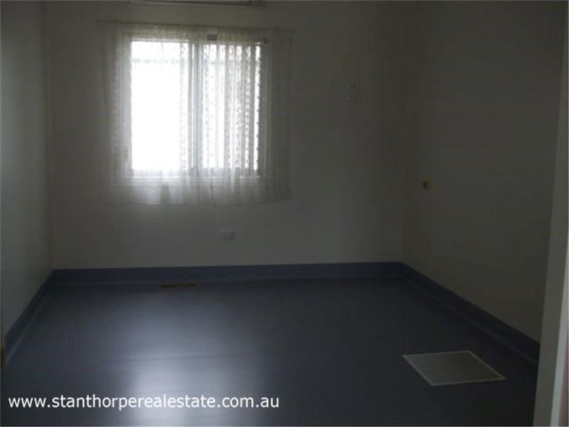 33 Hillcrest Street, Stanthorpe QLD 4380