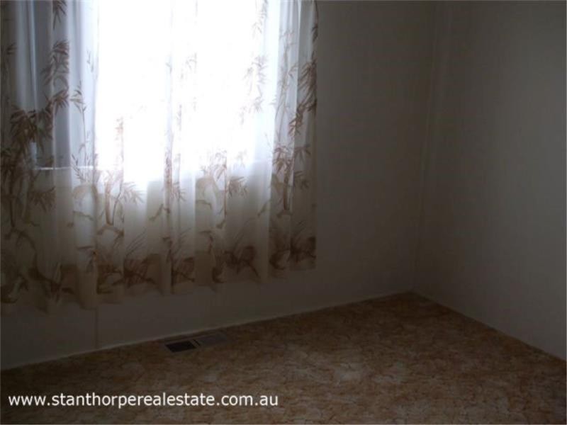 33 Hillcrest Street, Stanthorpe QLD 4380