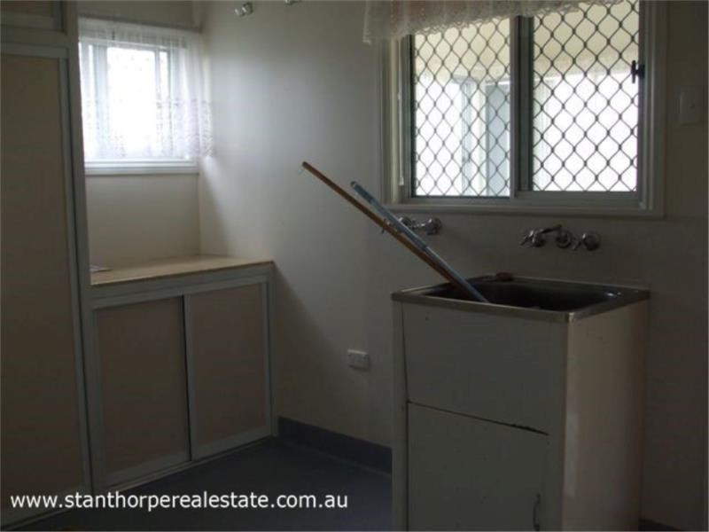33 Hillcrest Street, Stanthorpe QLD 4380