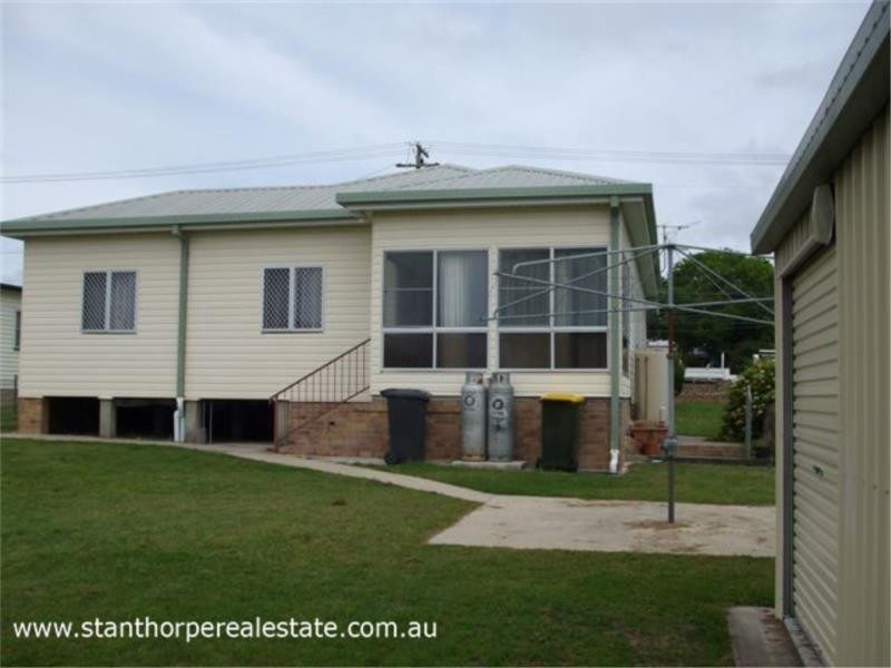 33 Hillcrest Street, Stanthorpe QLD 4380