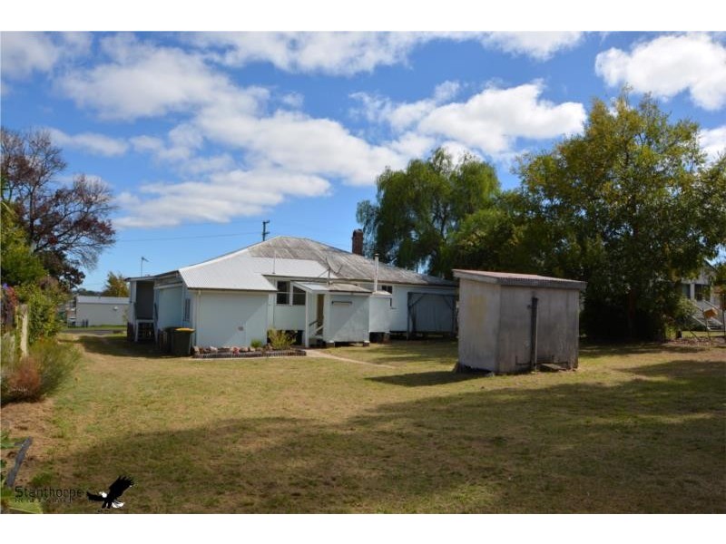 23 Matthew Street, Stanthorpe QLD 4380
