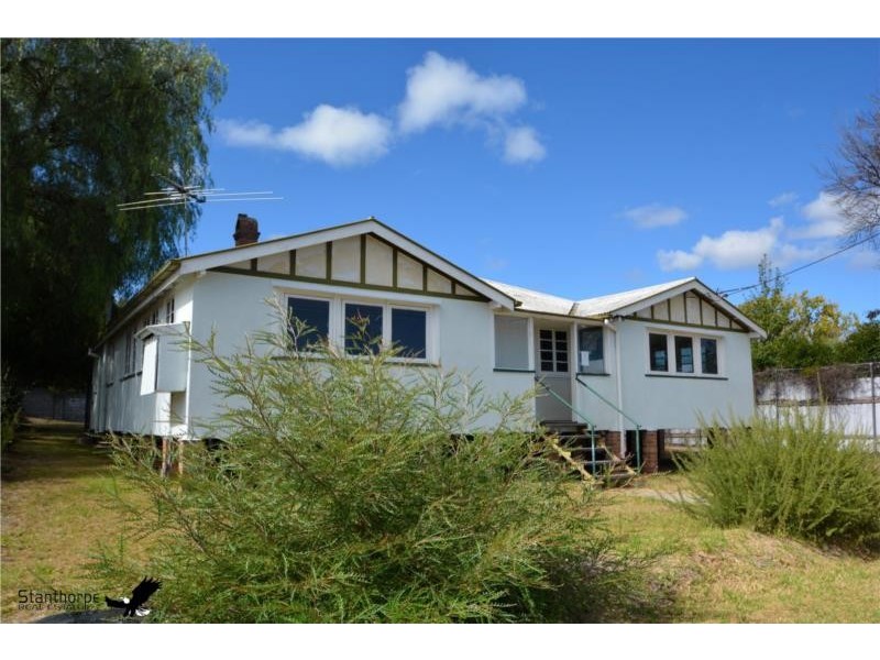 23 Matthew Street, Stanthorpe QLD 4380