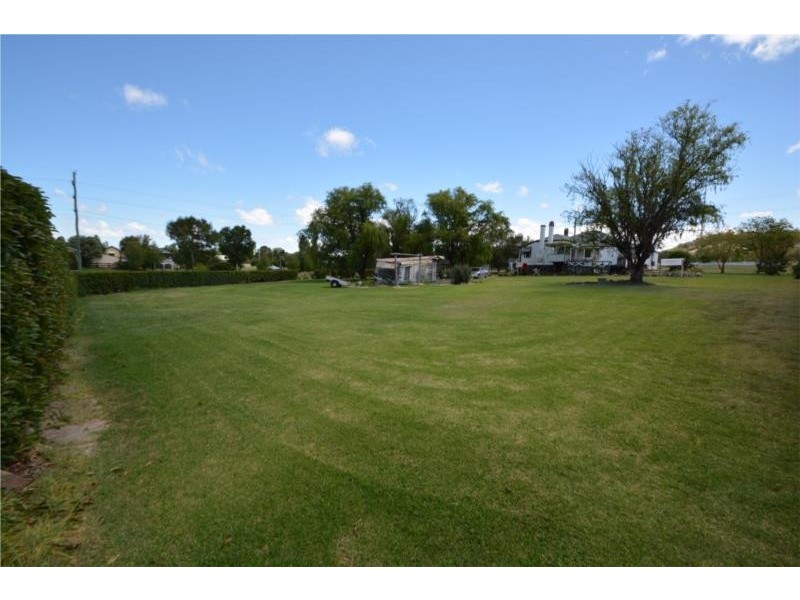 9 McGlew Street, Stanthorpe QLD 4380