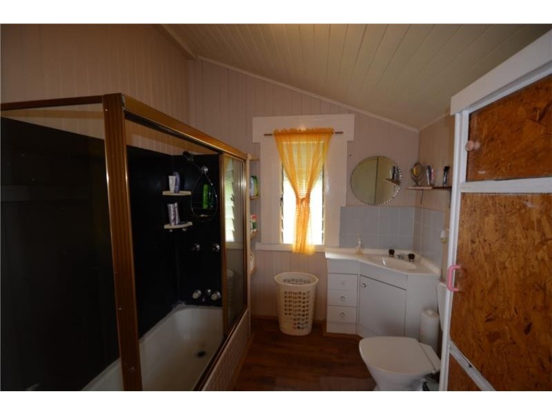 9 McGlew Street, Stanthorpe QLD 4380