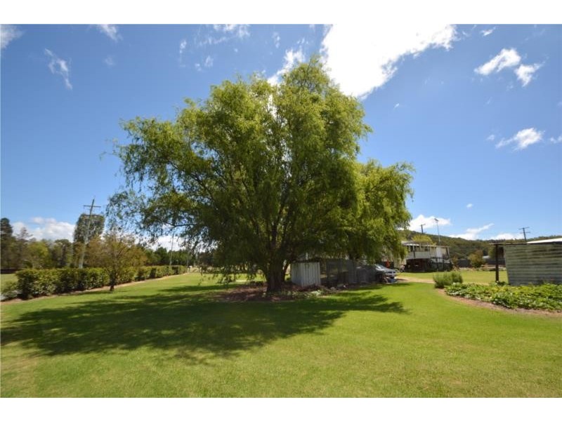 9 McGlew Street, Stanthorpe QLD 4380