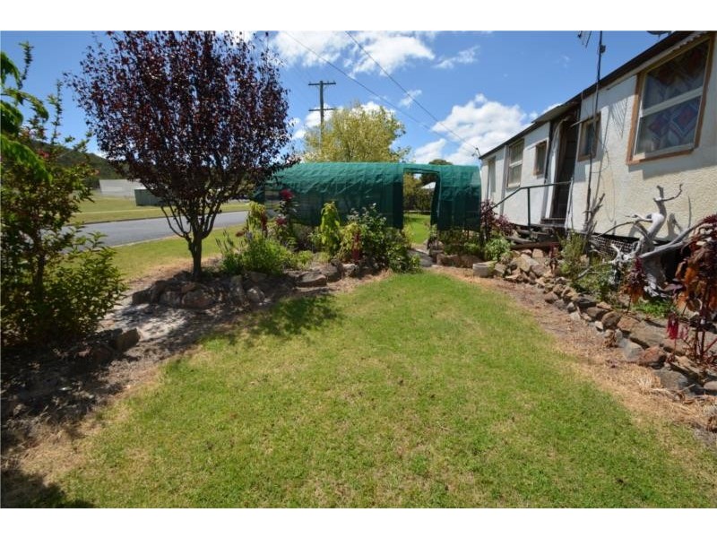 9 McGlew Street, Stanthorpe QLD 4380