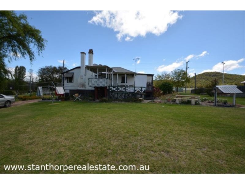 9 McGlew Street, Stanthorpe QLD 4380