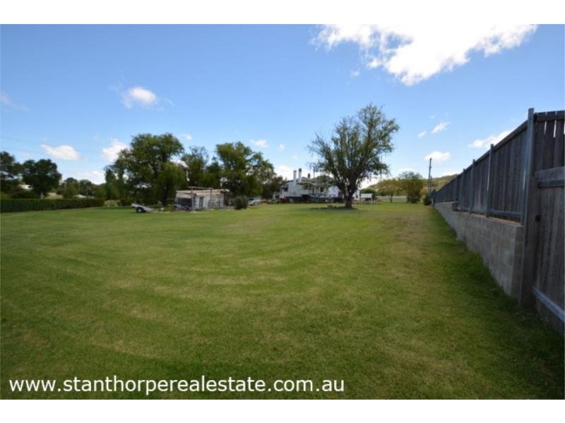 9 McGlew Street, Stanthorpe QLD 4380