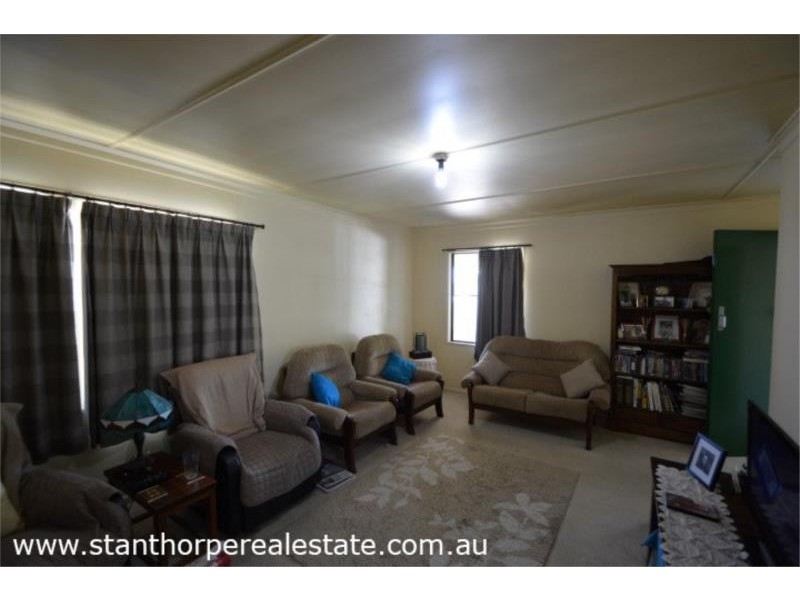 4 Thorpe Street, Stanthorpe QLD 4380