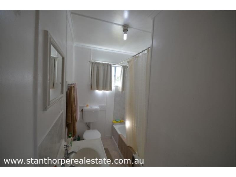 4 Thorpe Street, Stanthorpe QLD 4380