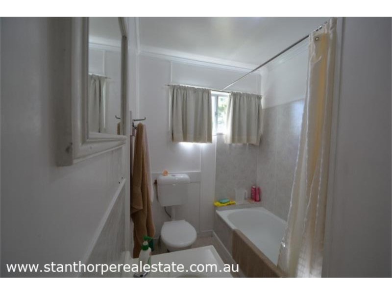 4 Thorpe Street, Stanthorpe QLD 4380