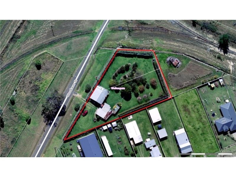 65 Woodlawn Street, Wallangarra QLD 4383