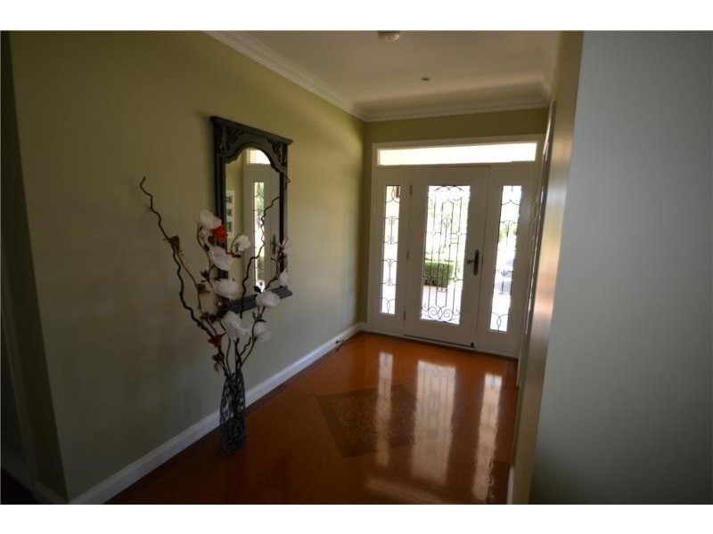 44 Melaleuca Crescent, Stanthorpe QLD 4380