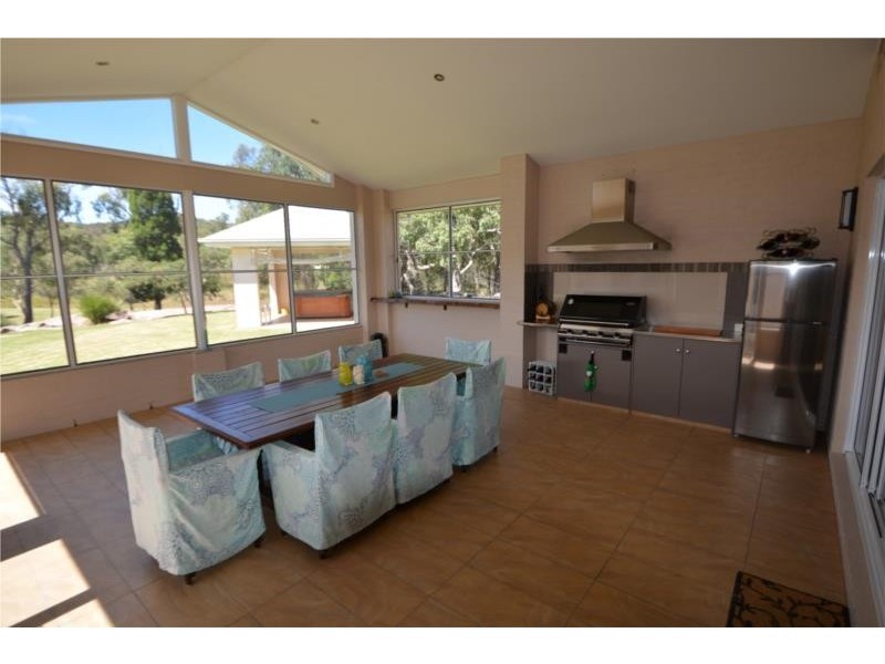 44 Melaleuca Crescent, Stanthorpe QLD 4380