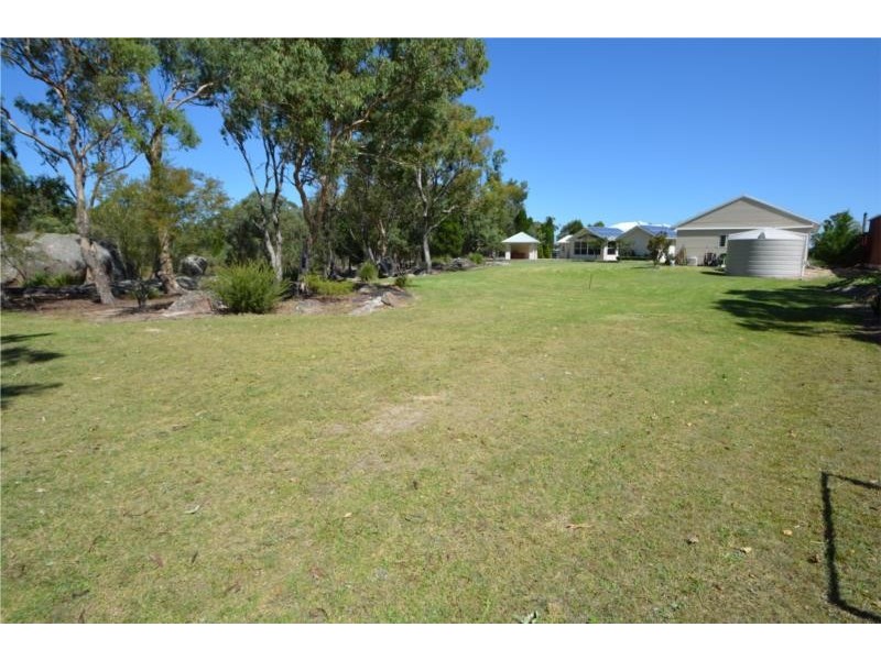 44 Melaleuca Crescent, Stanthorpe QLD 4380