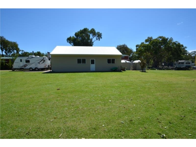 44 Melaleuca Crescent, Stanthorpe QLD 4380