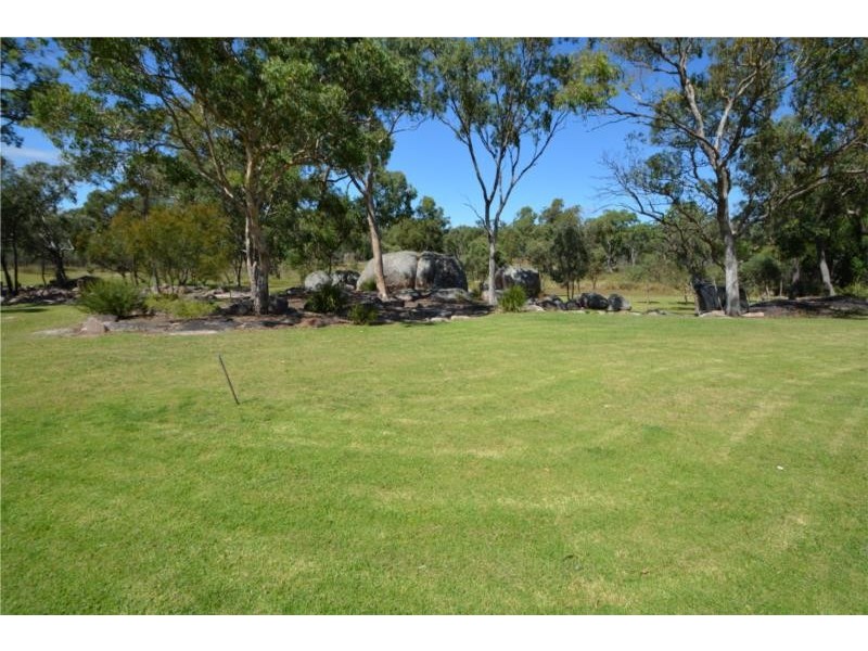 44 Melaleuca Crescent, Stanthorpe QLD 4380