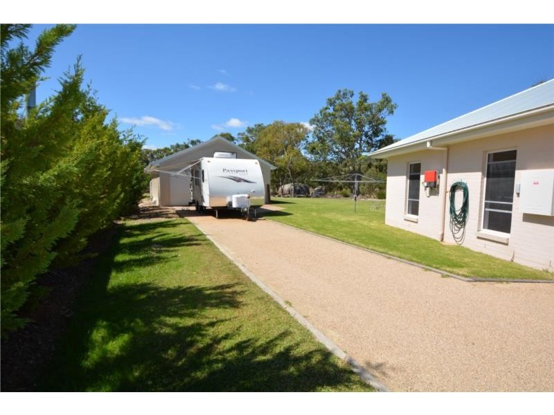 44 Melaleuca Crescent, Stanthorpe QLD 4380