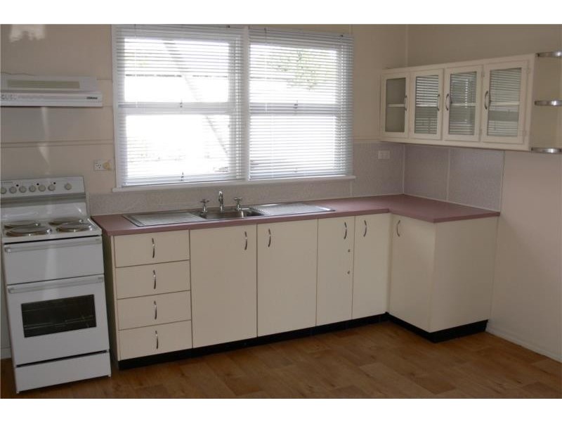 81 Sugarloaf Road, Stanthorpe QLD 4380