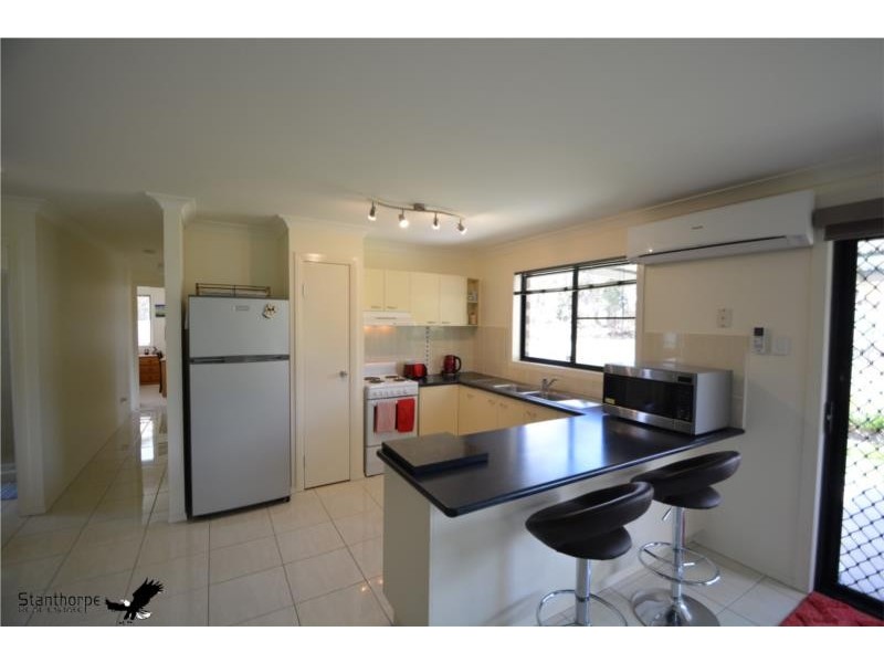 69 Calvert Road, Glen Aplin QLD 4381