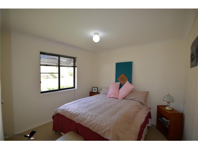 69 Calvert Road, Glen Aplin QLD 4381