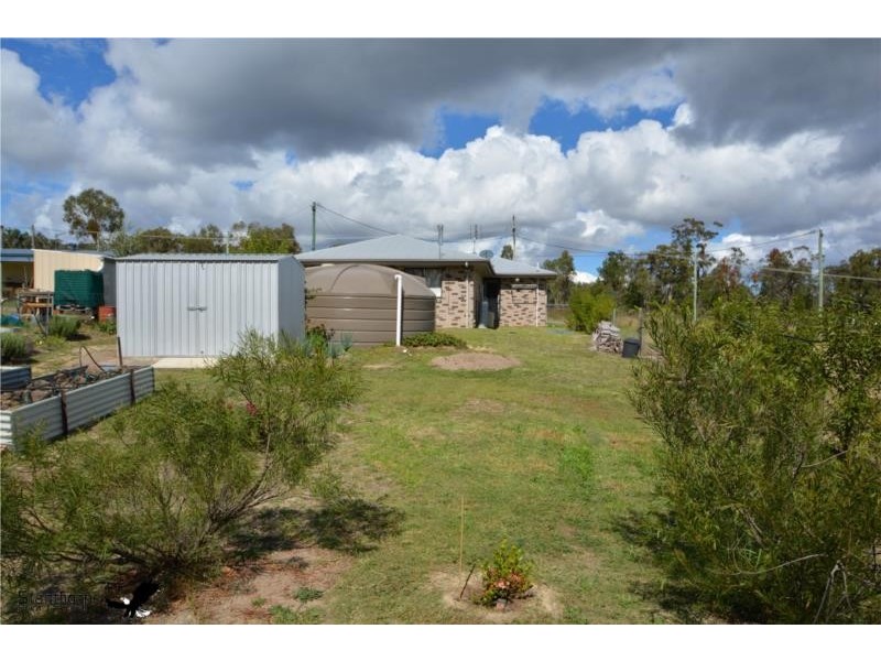 69 Calvert Road, Glen Aplin QLD 4381