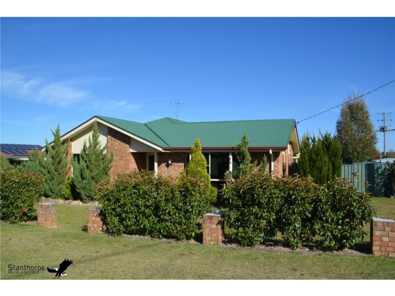 83 College Road, Stanthorpe QLD 4380