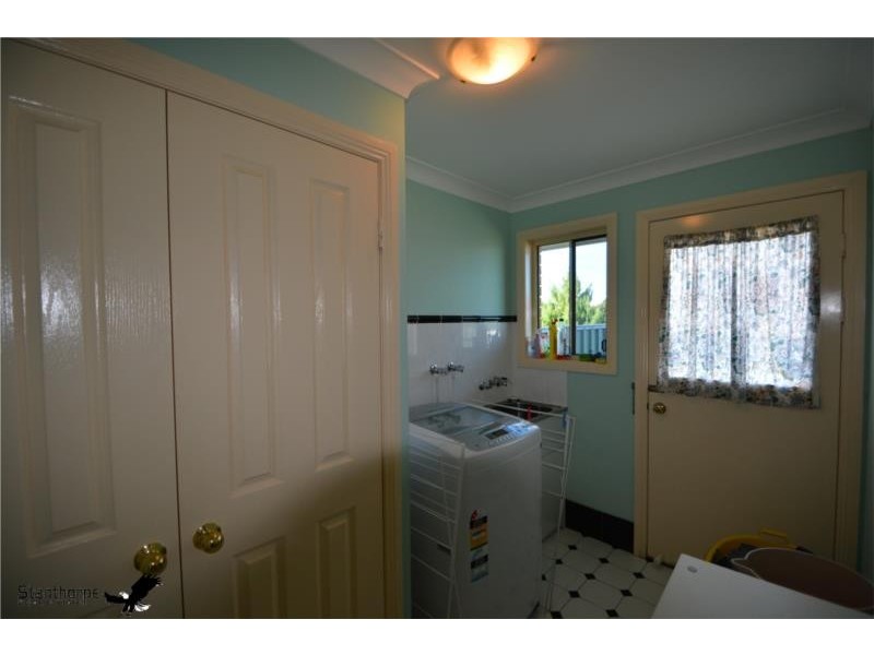 83 College Road, Stanthorpe QLD 4380