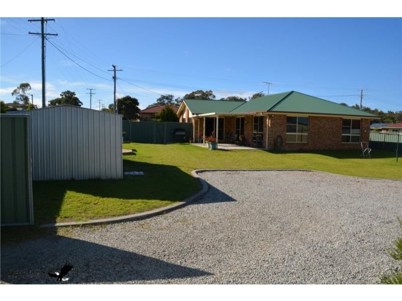 83 College Road, Stanthorpe QLD 4380