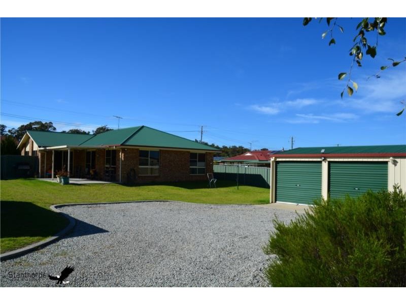 83 College Road, Stanthorpe QLD 4380