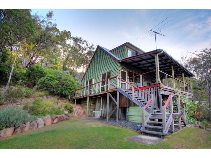 79 Lees Mountain Road, Stanthorpe QLD 4380