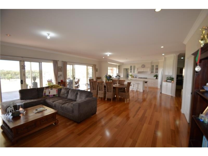 1114 Rabbit Fence Road, Dalveen QLD 4374