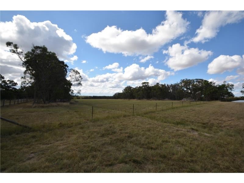 1114 Rabbit Fence Road, Dalveen QLD 4374