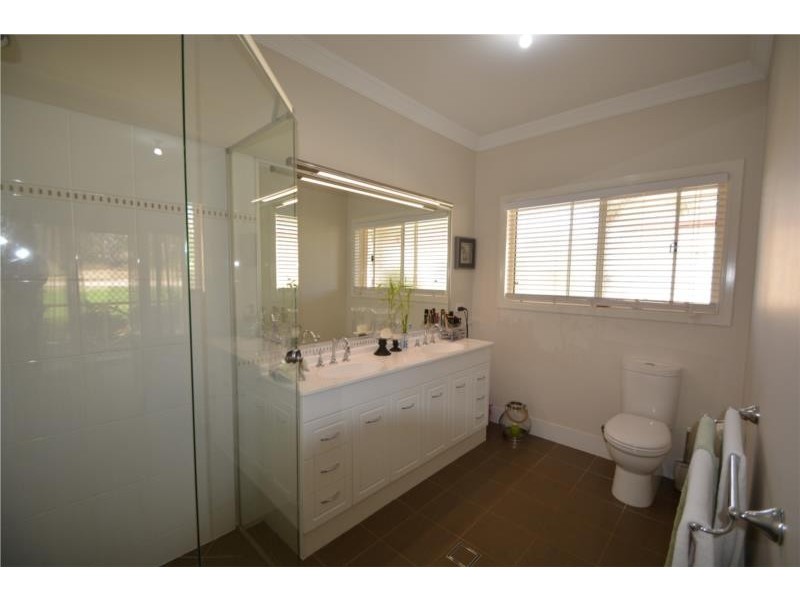 1114 Rabbit Fence Road, Dalveen QLD 4374