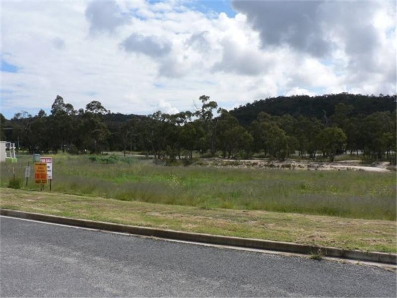 7 Gourlas Court, Stanthorpe QLD 4380