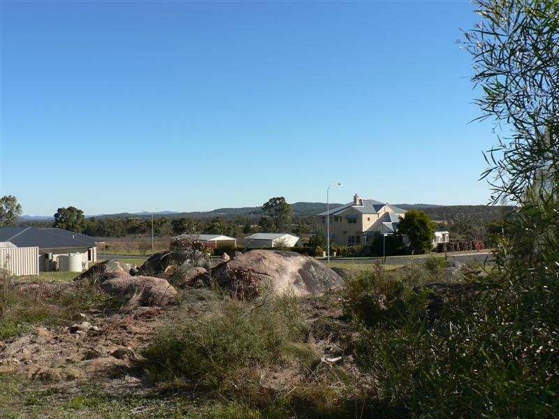 11 Pitts Street, Stanthorpe QLD 4380