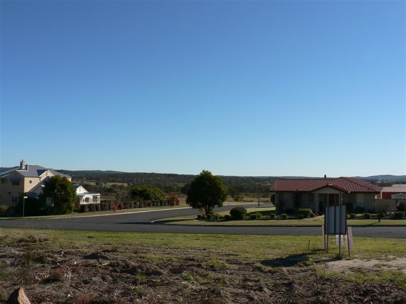 11 Pitts Street, Stanthorpe QLD 4380
