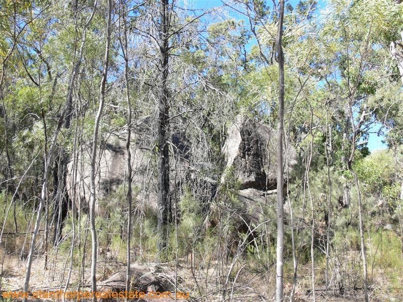 27779 New England Highway, Ballandean QLD 4382