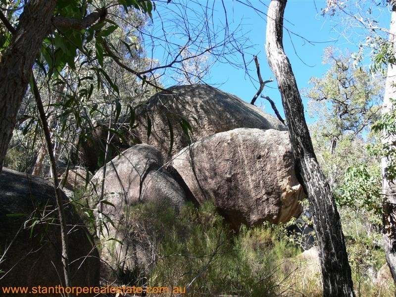 27779 New England Highway, Ballandean QLD 4382