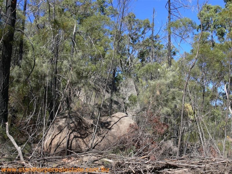 27779 New England Highway, Ballandean QLD 4382