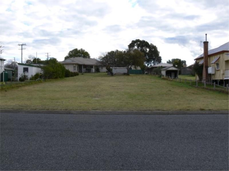 12 Denham Street, Stanthorpe QLD 4380