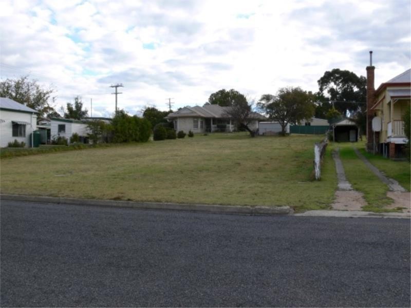 12 Denham Street, Stanthorpe QLD 4380