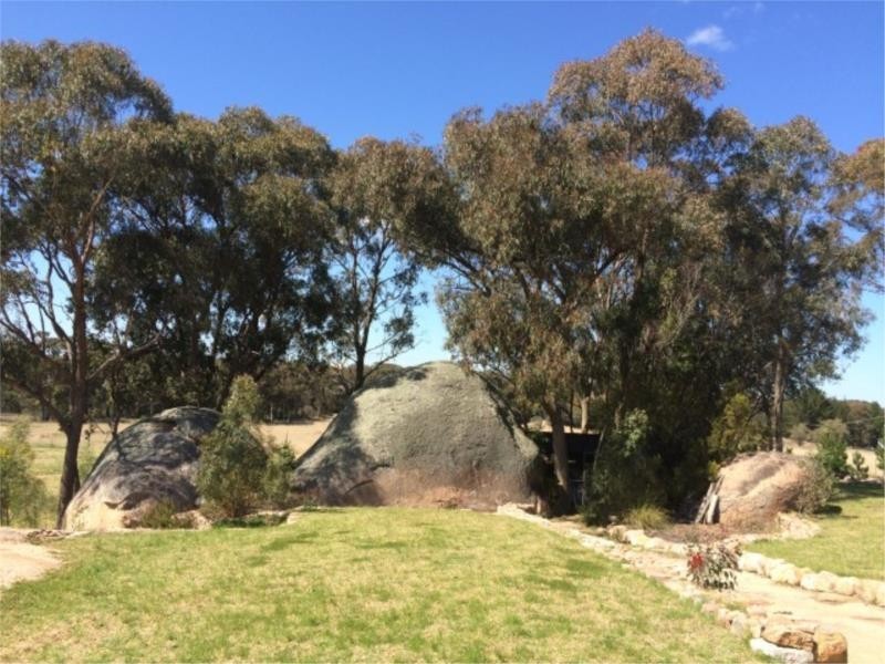 1943 Amiens Road, Bapaume via, Stanthorpe QLD 4380