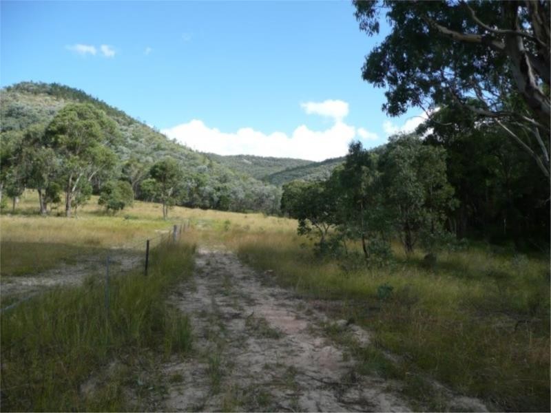 Lot 11 Saxby Road, Ballandean via, Stanthorpe QLD 4380