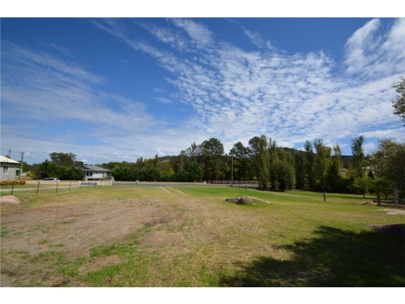 15 McGlew Street, Stanthorpe QLD 4380